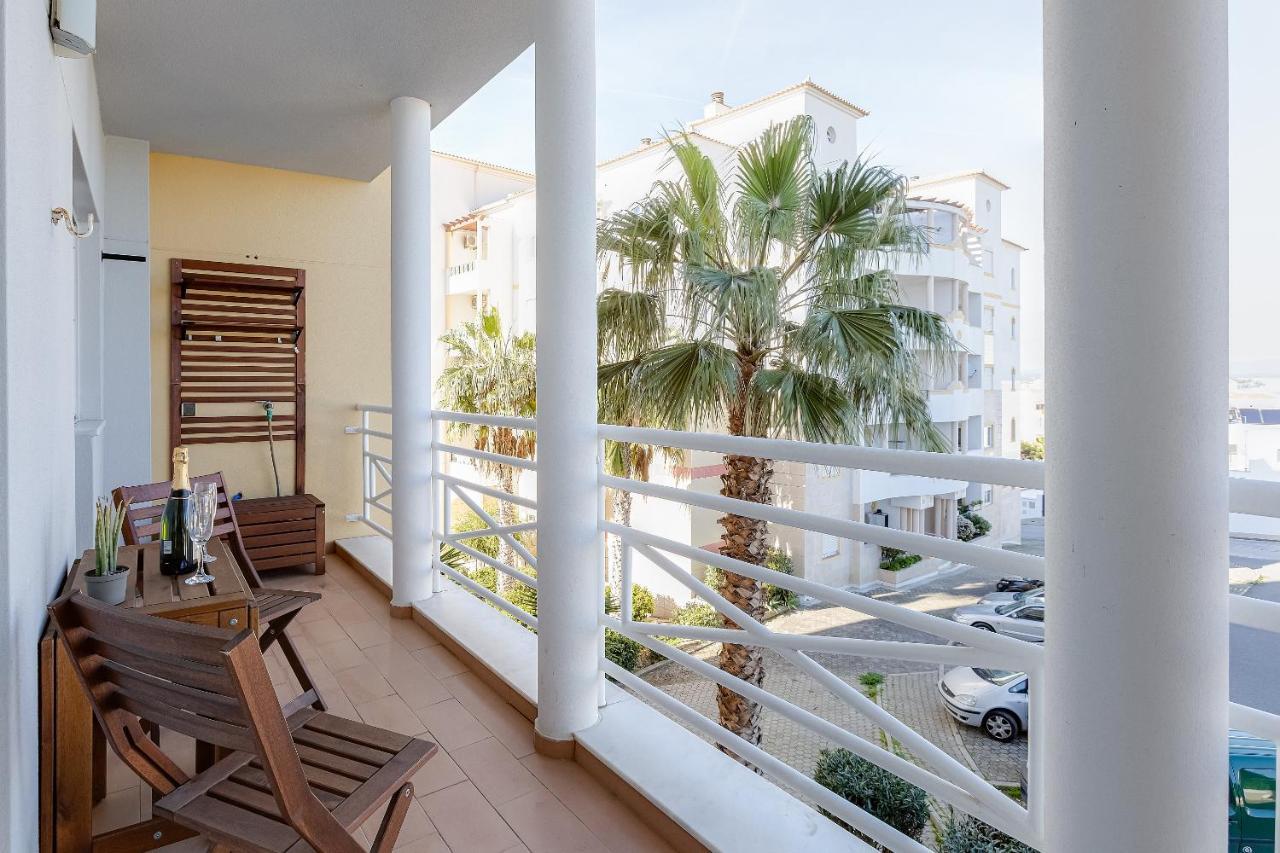 Lagos Beach Apartment *